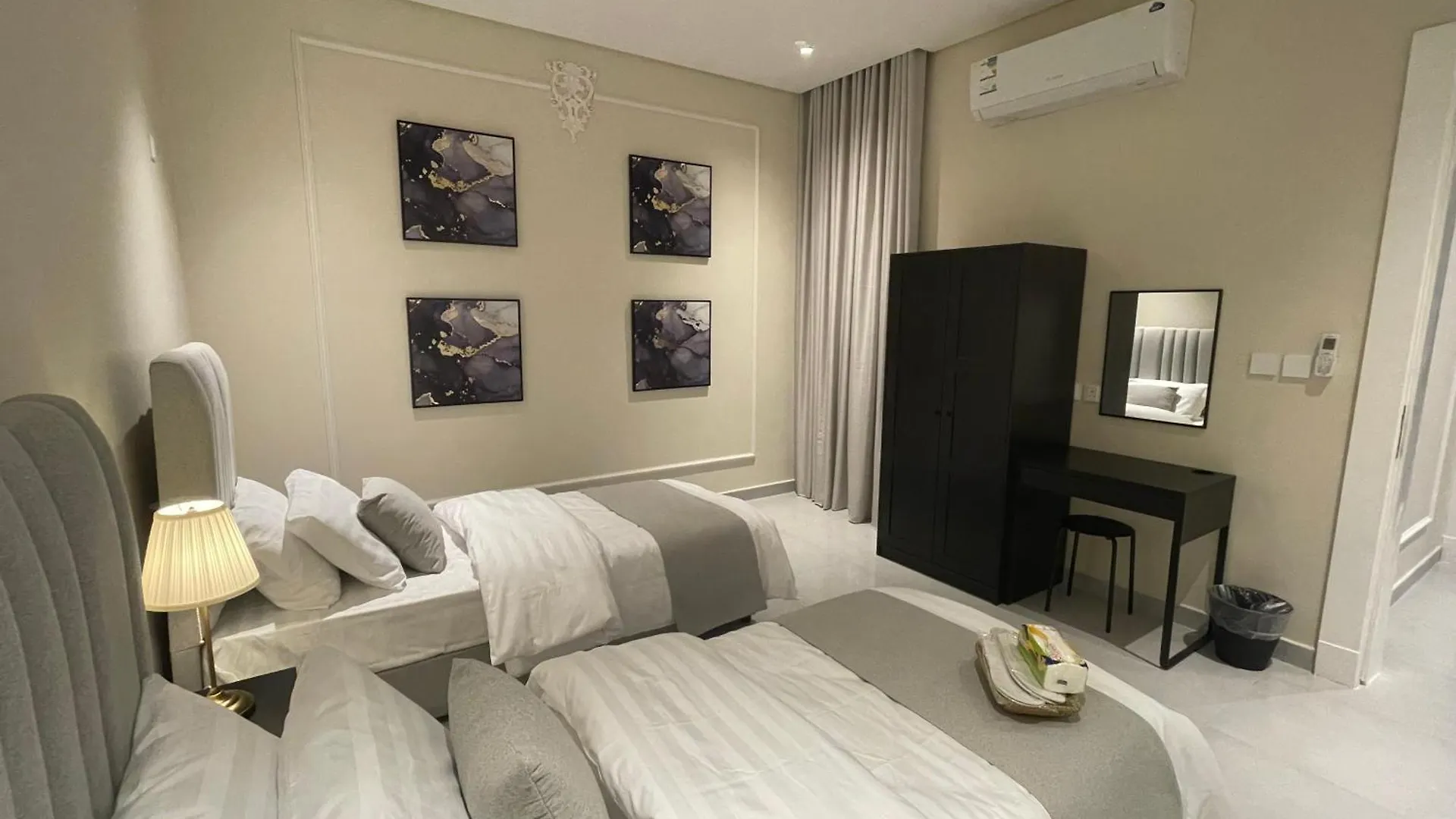 مسكن قطون - حطين E10 - بلكونة مطلّة عالحديقة Apartment Riyadh Saudi Arabia