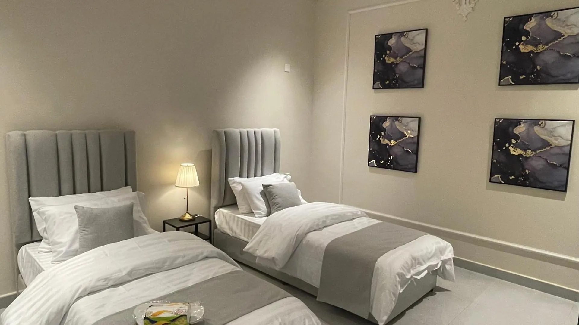 مسكن قطون - حطين E10 - بلكونة مطلّة عالحديقة Apartment Riyadh Saudi Arabia